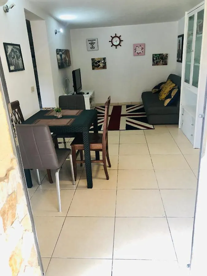 Little House Fiera Di Roma Apartment Ponte Galeria Italy